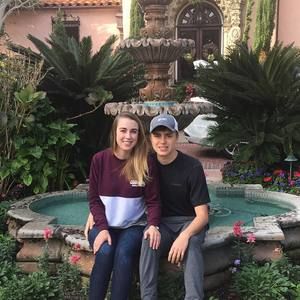 Meet your Posher, Caroline